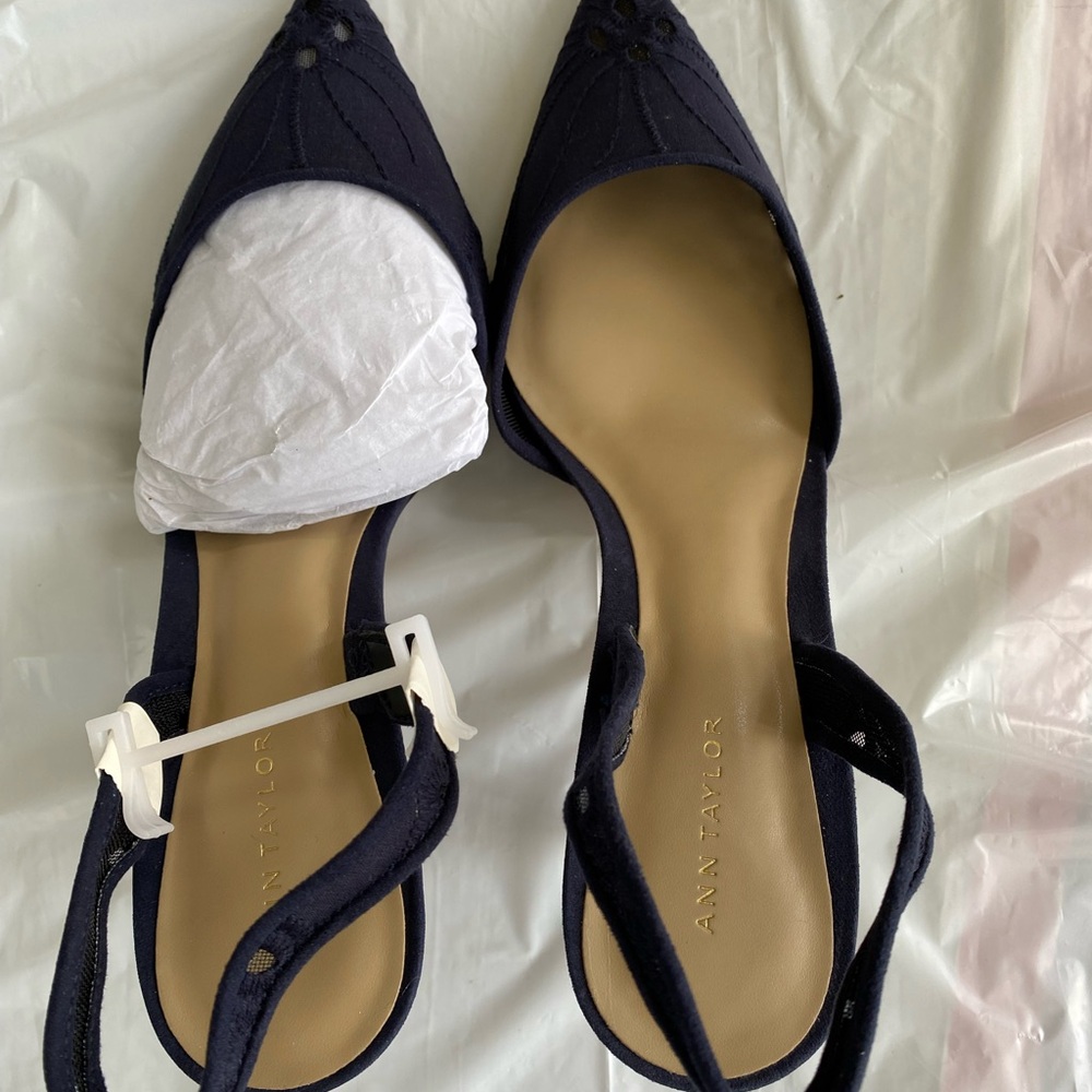 Ann Taylor Navy Slingback Heels made of gorgeous fabric!!